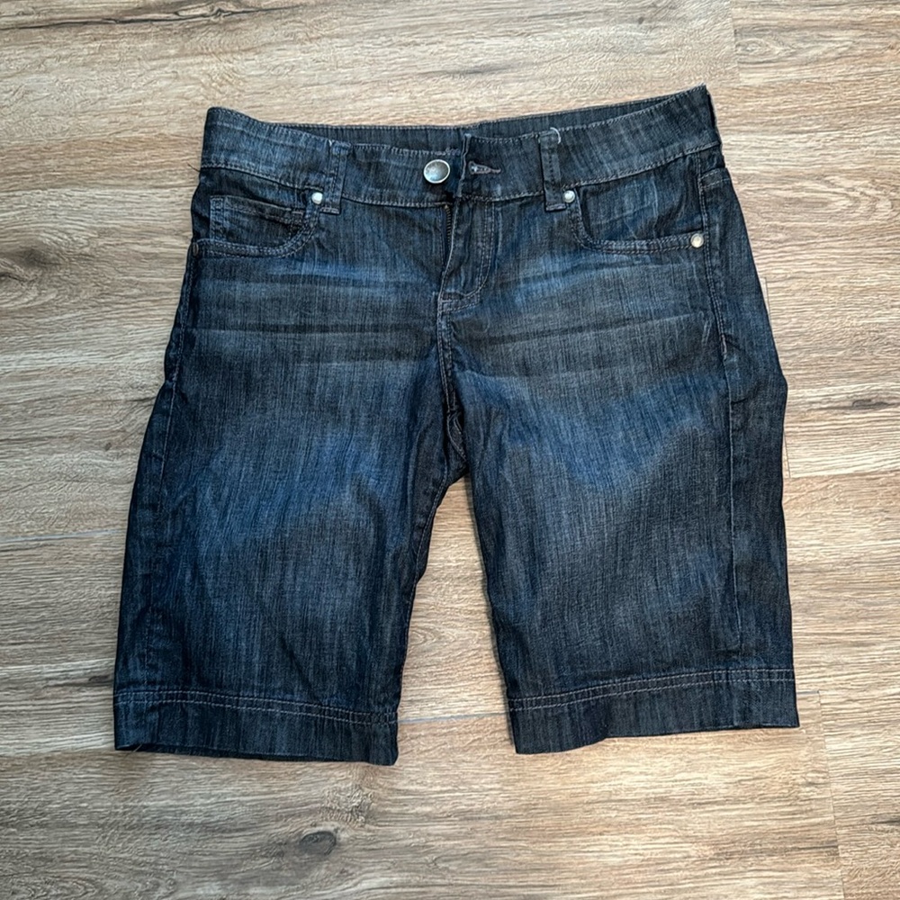 Super cute shorts size 4/27 see thru soul brand